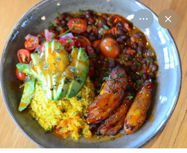 Casado falafel Bowl.